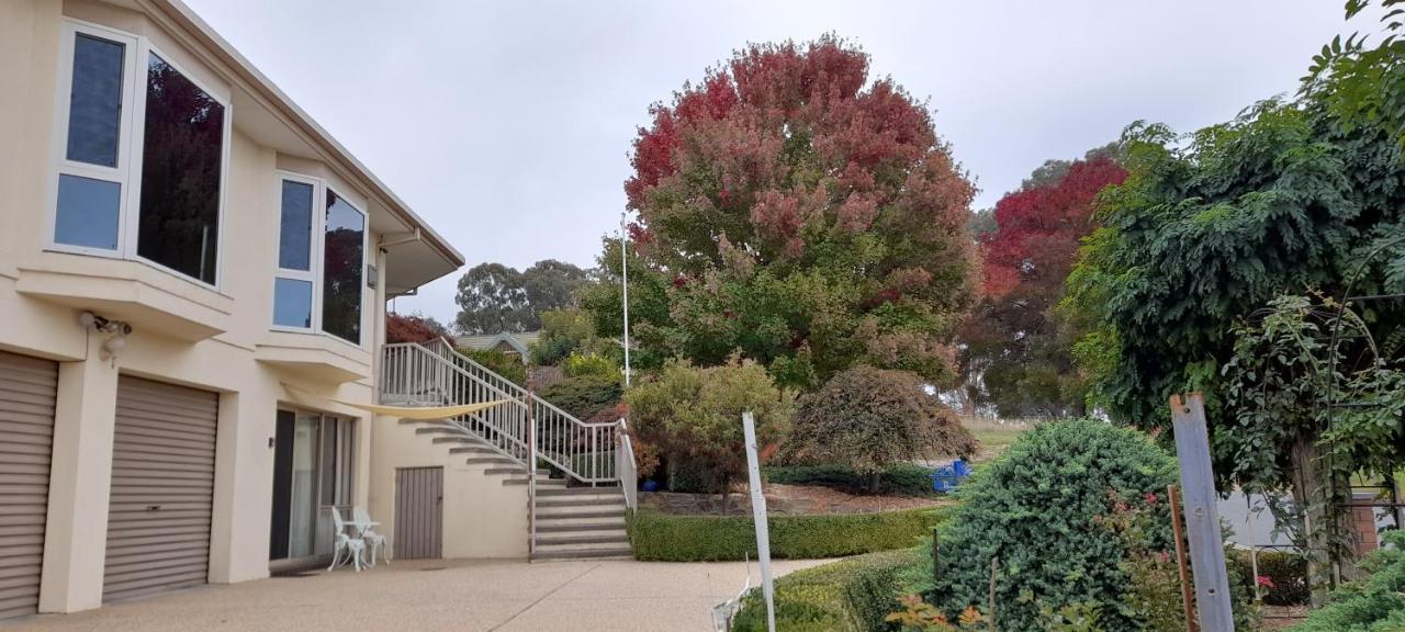 Sweet Home By The Golf Course Canberra Ngoại thất bức ảnh